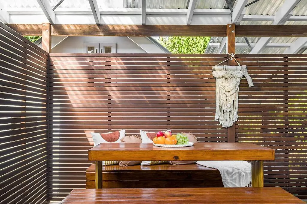 Semesterbostad Shirley Beach House, Right In Heart Of Byron Bay, Walking Distance To Town And Most Famous Beaches