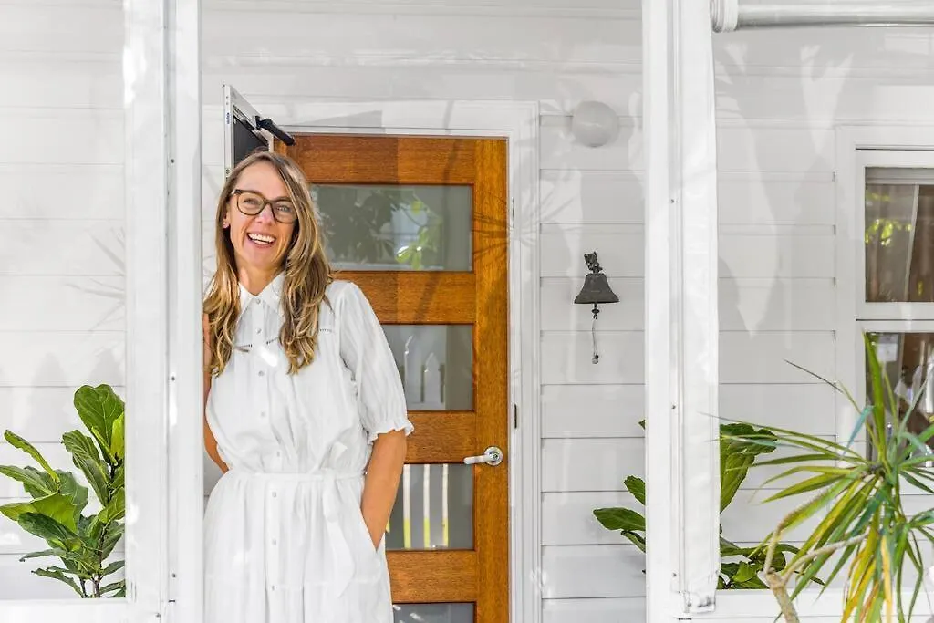 Semesterbostad Shirley Beach House, Right In Heart Of Byron Bay, Walking Distance To Town And Most Famous Beaches Australien