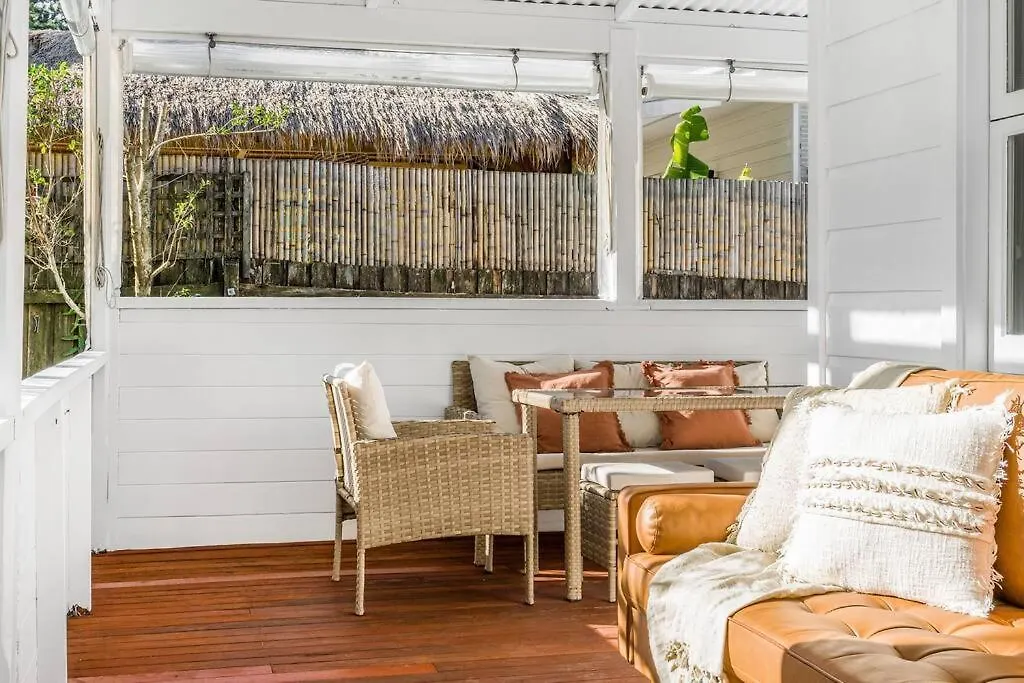 Shirley Beach House, Right In Heart Of Byron Bay, Walking Distance To Town And Most Famous Beaches