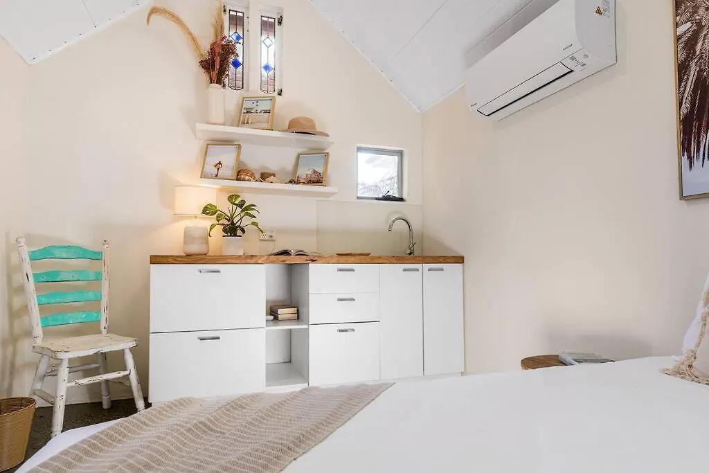 Shirley Beach House, Right In Heart Of Byron Bay, Walking Distance To Town And Most Famous Beaches Semesterbostad