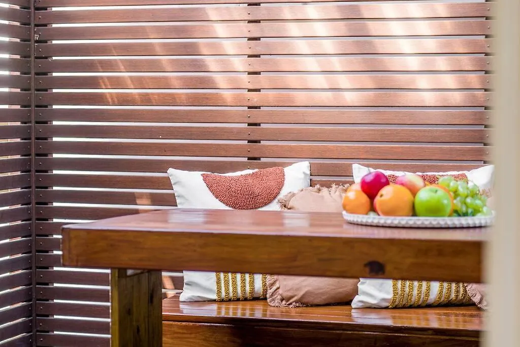 Shirley Beach House, Right In Heart Of Byron Bay, Walking Distance To Town And Most Famous Beaches 0*,  Australien